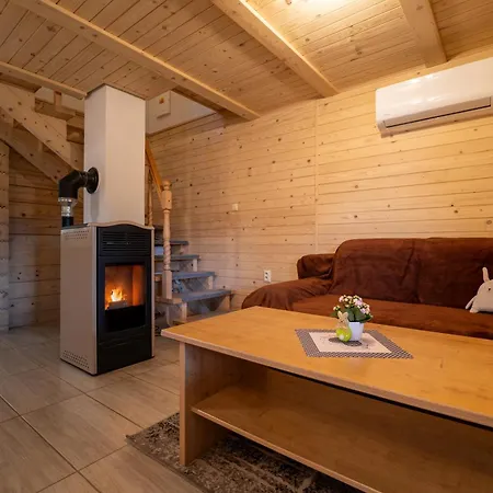 Drevenička Vodníček Prázdninový dům *