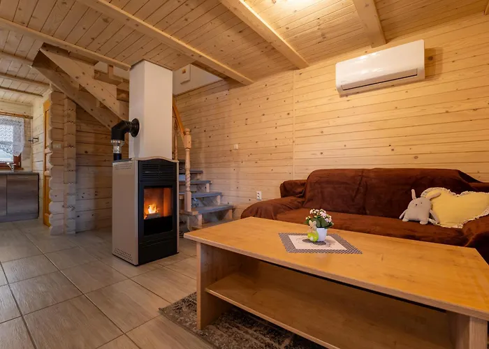 Drevenicka Vodnicek Feriehus *